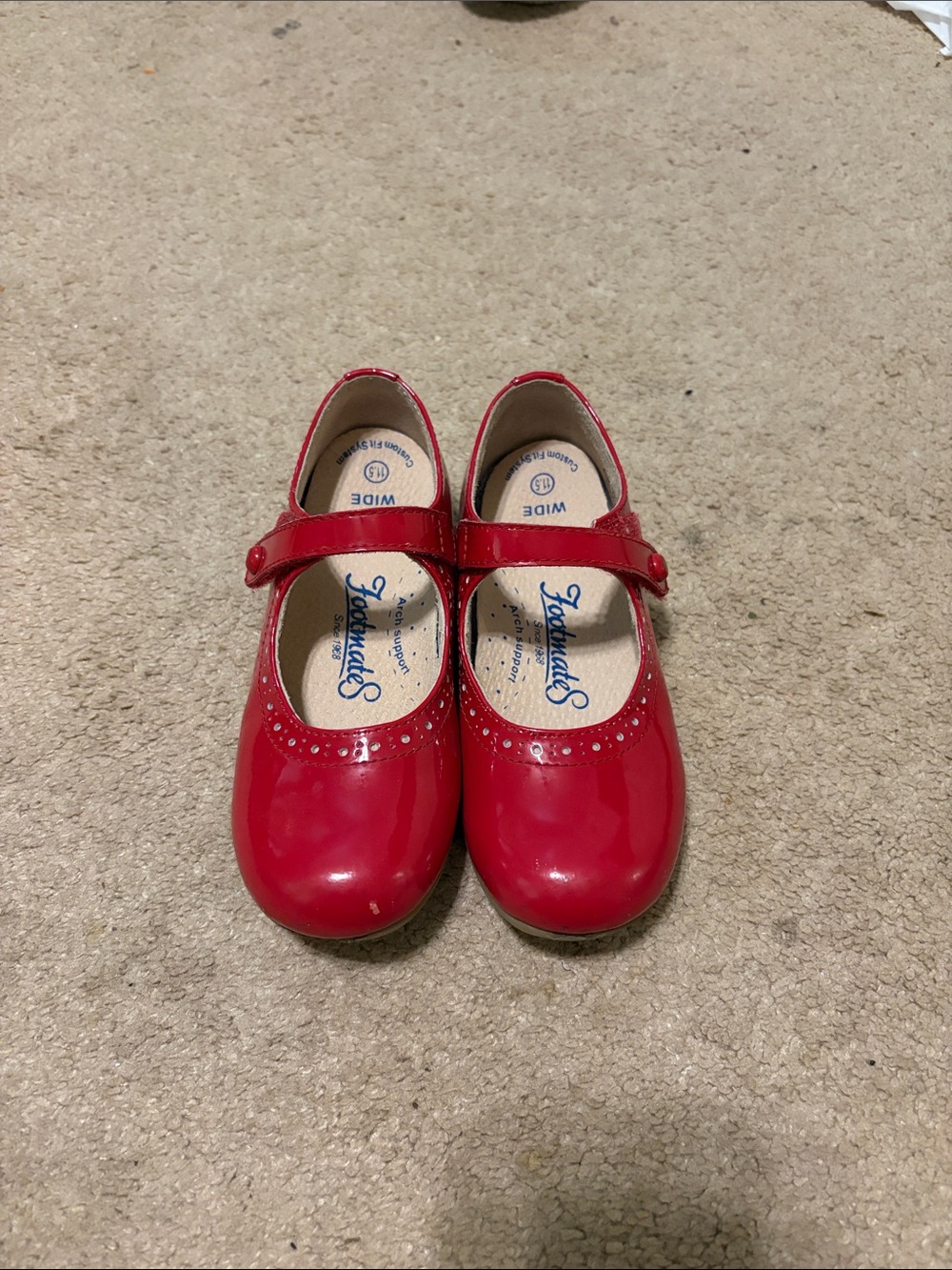 FootMates Red Patent Mary Jane Girls' Dress Shoes